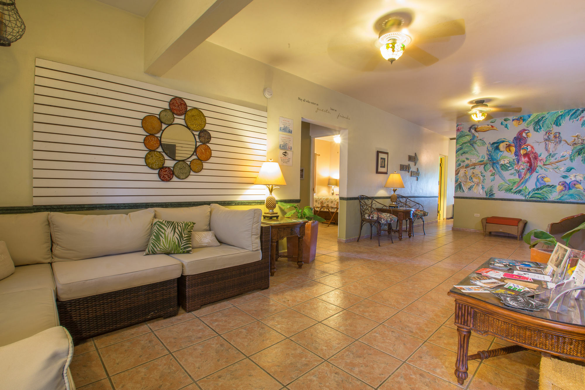 Lazy Parrot Inn Ринкон Экстерьер фото